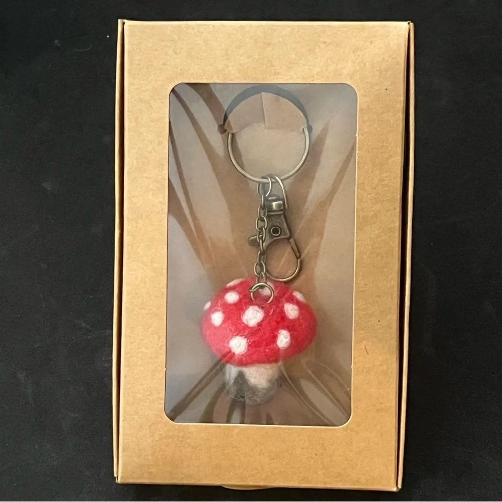 Amanita Muscaria Mushroom Needle-Felted Wool Keychain - Picture 3 of 6